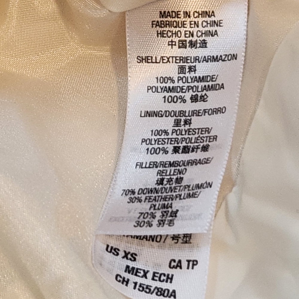 Juicy Couture Puffer Jacket. Size XS. White. NWT - Picture 4 of 7